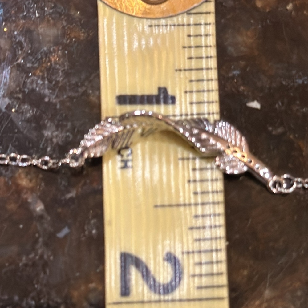 925 Sterling Silver Twisted Leaf Necklace NWOT - Picture 10 of 11